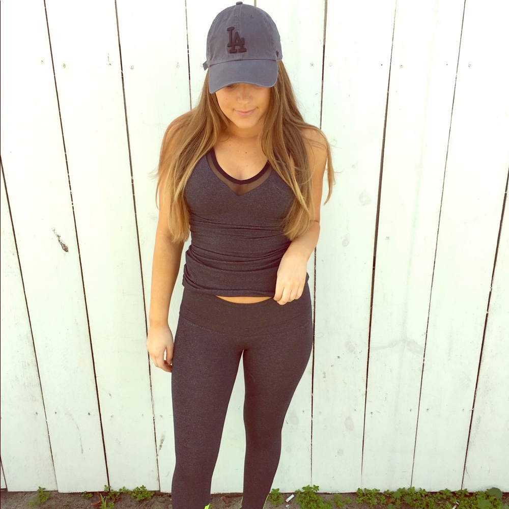 BEYOND YOGA TOP